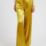 Σατέν παντελόνι flared GUESS