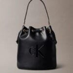 Τσάντα Bucket Με Ανάγλυφο Μονόγραμμα