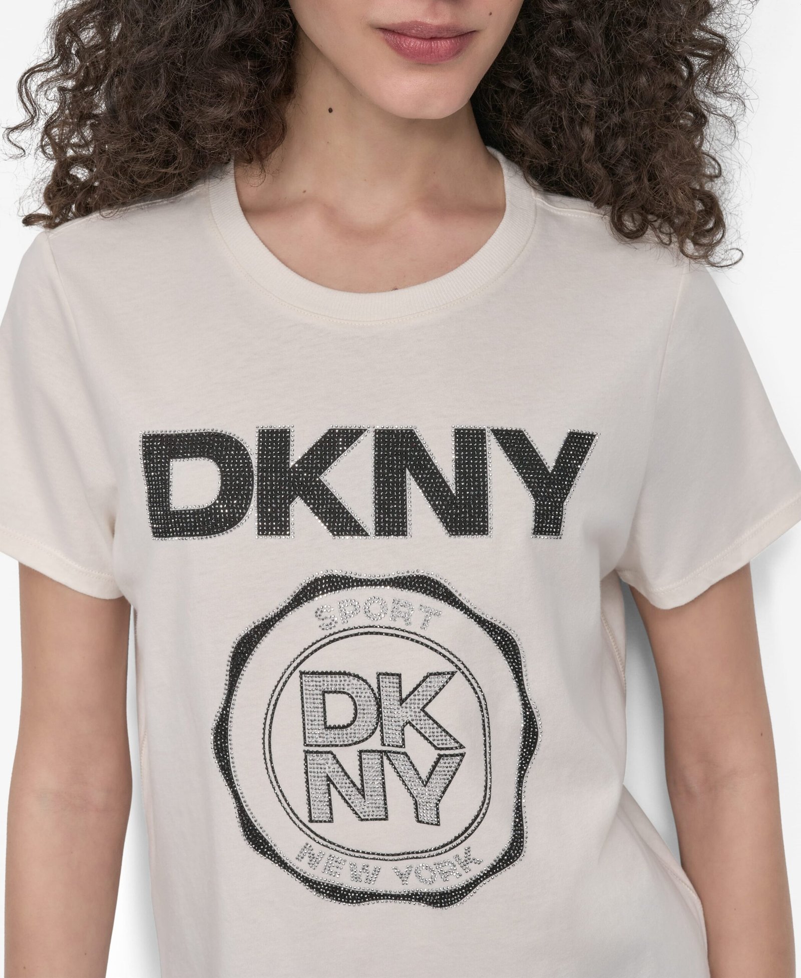 DKNYDP05325_42_DP5T1366_L7L_ALT1 Μπλούζα με λογότυπο από ανάμεικτα στρας - Image 1