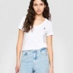 Κοντομάνικη μπλούζα με V