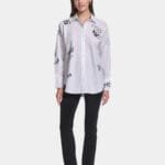 Γυναικείο λευκό τυπωμένο πουκάμισο με ανοιχτό γιακά