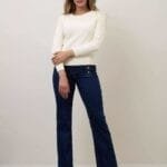 Μπλούζα με διακόσμηση στους ώμους