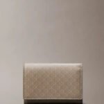 Τριπλή Θήκη Καρτών Με Ανάγλυφο Μονόγραμμα