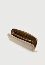 Μεγάλο Δερμάτινο Πορτοφόλι Με Ανάγλυφο Μονόγραμμα - Image 2