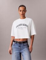 Κοντό μπλουζάκι με το λογότυπο της Varsity - Image 7