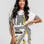 Λευκή μπλούζα με τετράγωνο κόψιμο- La Faraona