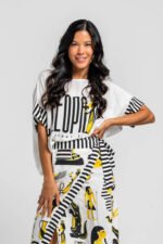 Λευκή μπλούζα με τετράγωνο κόψιμο- La Faraona