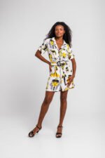 Κοντό φόρεμα-πουκάμισο με λευκό τελείωμα και αιγυπτιακά στοιχεία -La Faraona