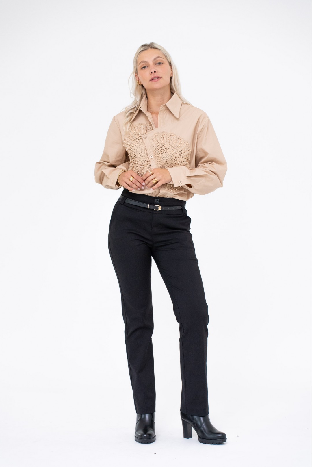 tenue2-7-1080x1616 Παντελόνι υφασμάτινο ανοιχτό μπατζάκι - Image 1